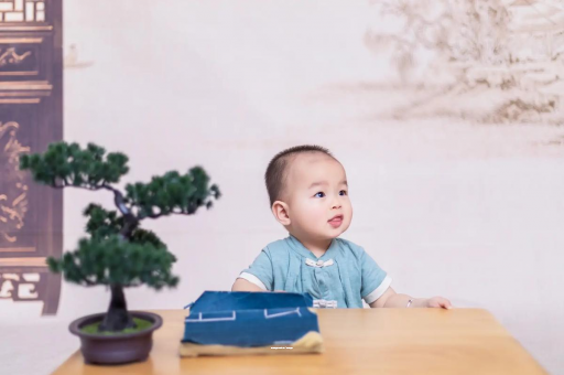 沂南宝宝喊肚子疼怎么回事